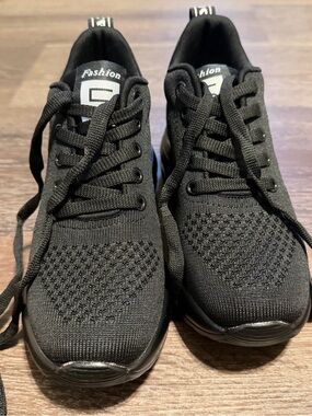 Women's Black Knit Sneakers - Lightweight Comfort